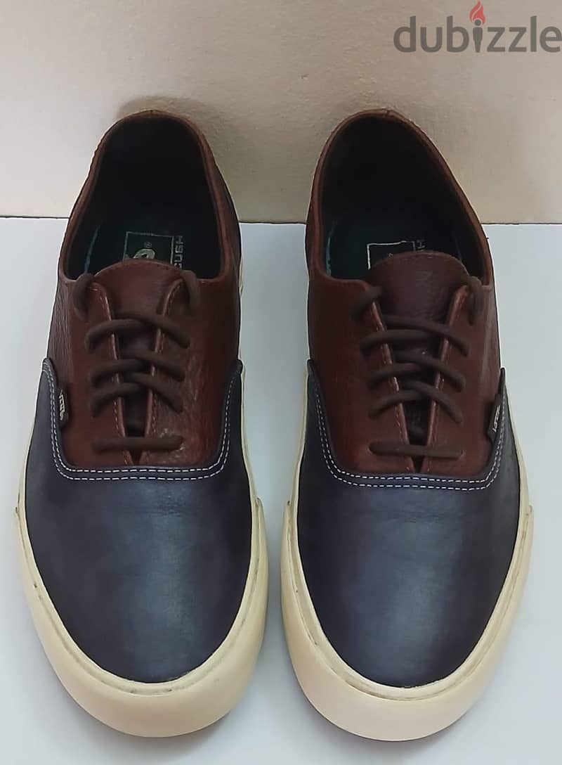 Vans shoes size 44 3