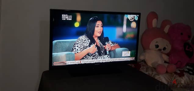 شاشه سامسونج 32 بوصه عاديه