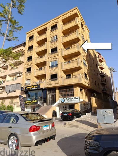 شقة على محور الكفراوي مباشرة 175 متر