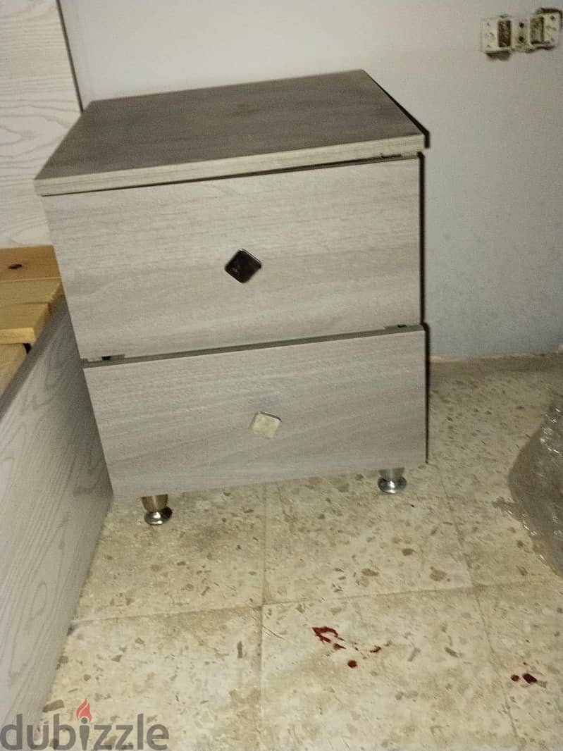 غرفة نوم للبيع 1