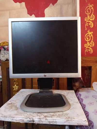 شاشة hp 19 inch