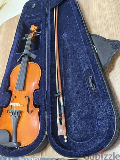 كمانجا مستعمله بحالة الجديده violin