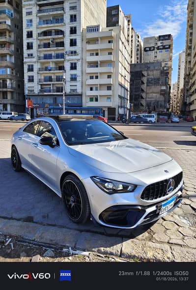 مرسيدس CLA 45 AMG - فضي ميتاليك - موديل 2021 | للإيجار