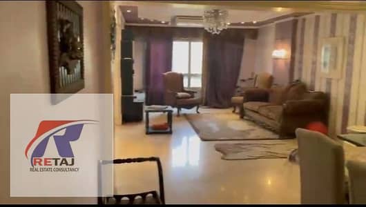 شقة مميزة للبيع – مسجلة شهر عقارى - مساحة 200 متر - فى موقع متميز بالمنطقة السادسة  - بمدينة نصر