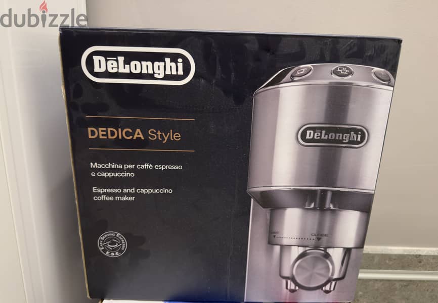 Delonghi Dedica coffee machine 1