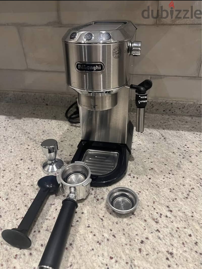 Delonghi Dedica coffee machine 2