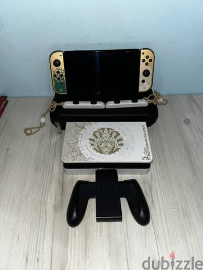Nintendo switch oled  Zelda limited edition