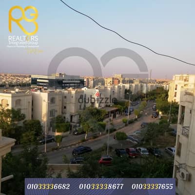 للإيجار شقة روف 105 م  مميزة في كمبوند حدائق المهندسين الشيخ زايد المرحلة الاولى