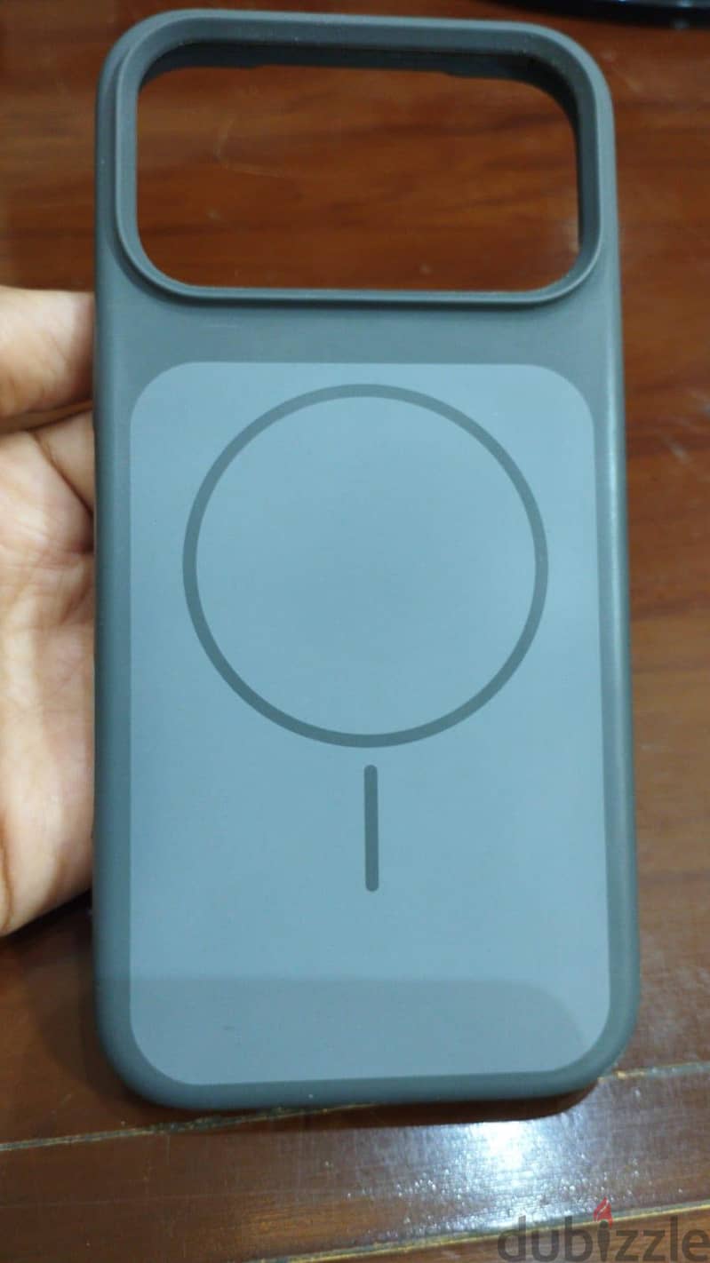Covers 17 Pro Max 7