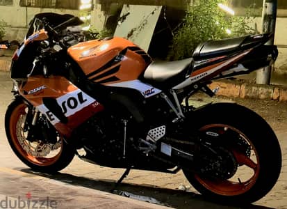 هوندا   cbr 1000RR