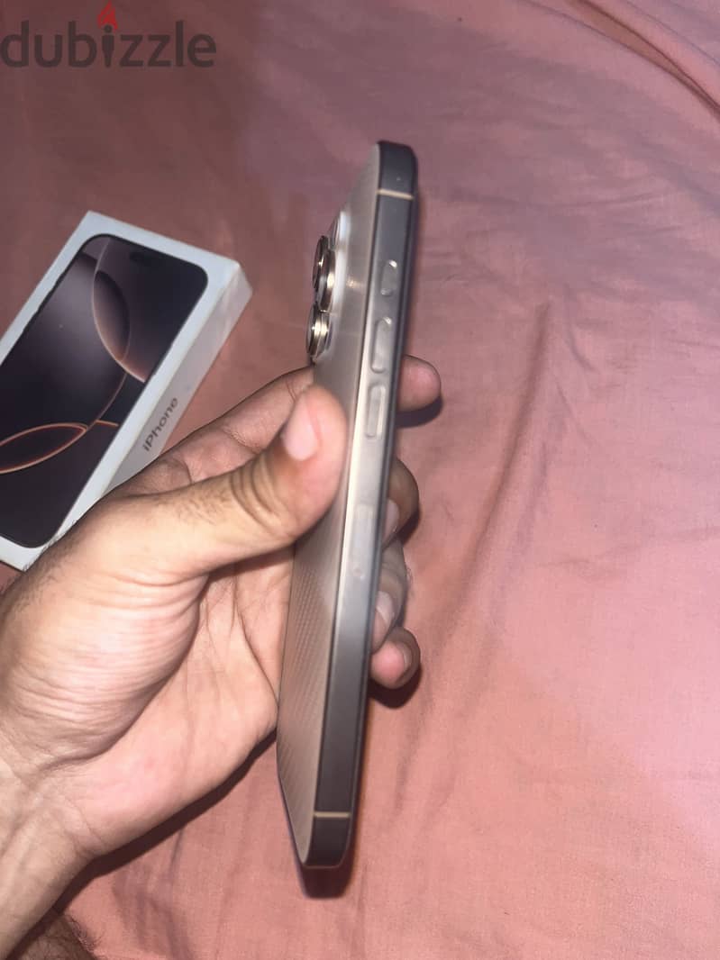 Apple - iPhone 16 Pro Max 4