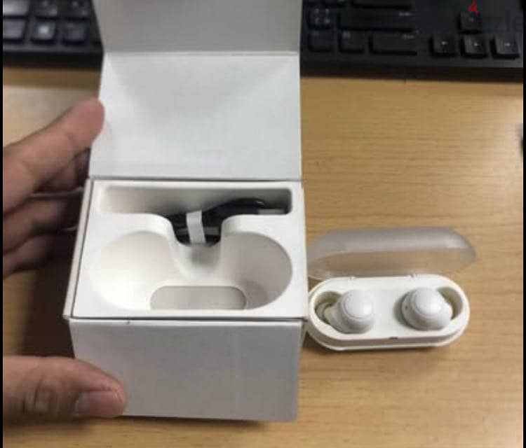 AirPods Sony WF-C500 Excellent condition 1
