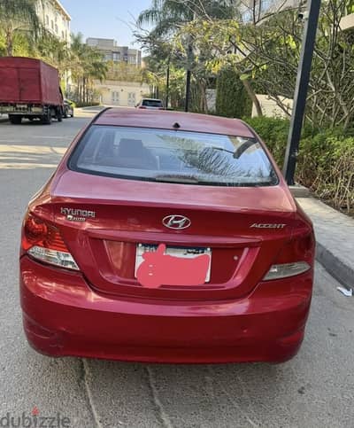 Hyundai Accent 2012