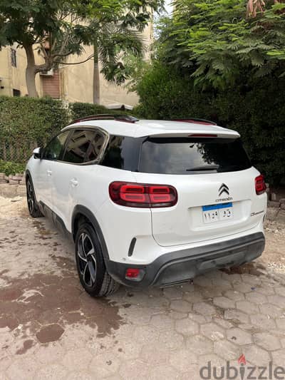 C5 2021 ، فابريكا بالكامل ، صيانات توكيل ،سقف بانورامل ، مثبت سرعة