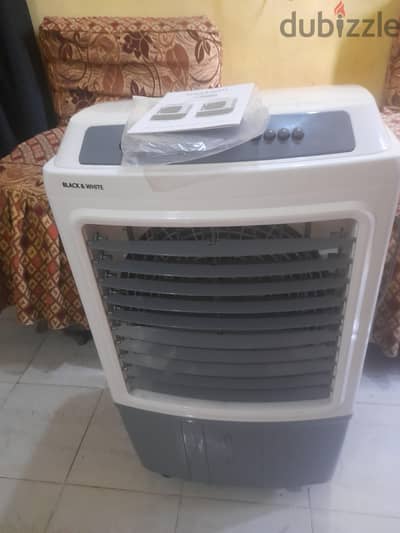 استعمال شهر . بسبب اني البيت صغير وهو تكييف هواء عالي جدآ