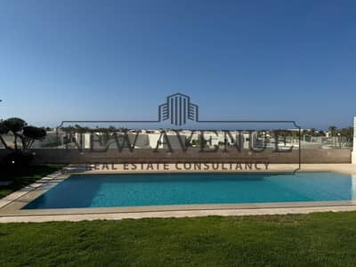 فيلا مستقلة على دور واحد تاني صف من البحر بحمام سباحة ٤٠ متر  beit bahr in sidi heneish matrouh