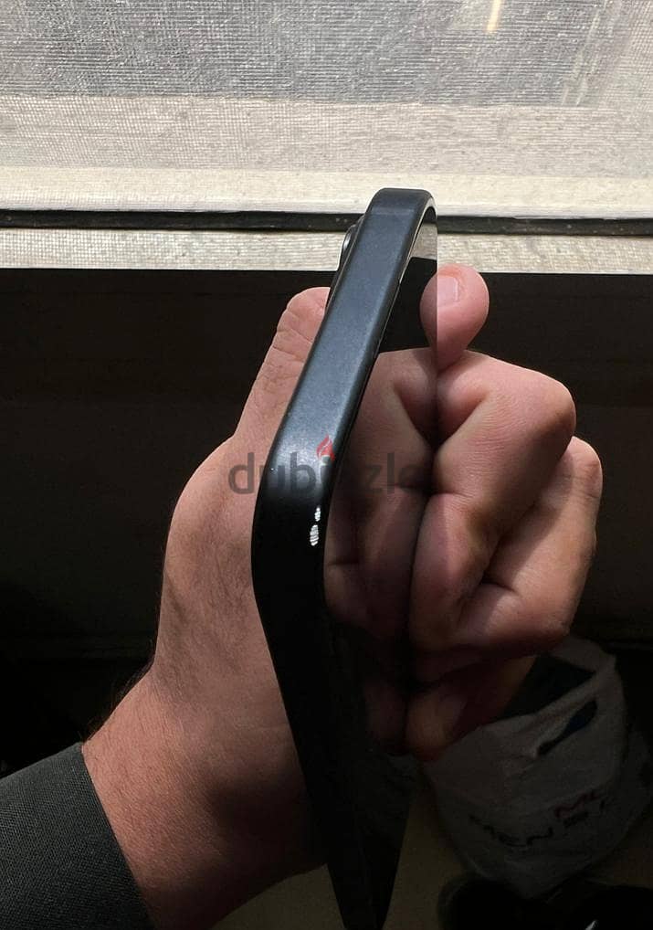 آبل - آيفون 15 3