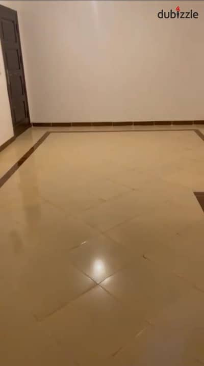 شقه للابجار في سكن مصر ارض المعارض مساحة 115م دور ثاني سوبر لوكس