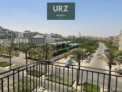 فرصه للاستثمار الذكى او السكن الفاخر أمتلك الان شقه و استمتع بفيو خيالى ع ملاعب جولف تاج موقع حيوى ع السويس و بالقرب من الرحاب و ماونتن فيو  تاج سيتي