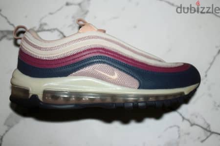 Original shoes 100%