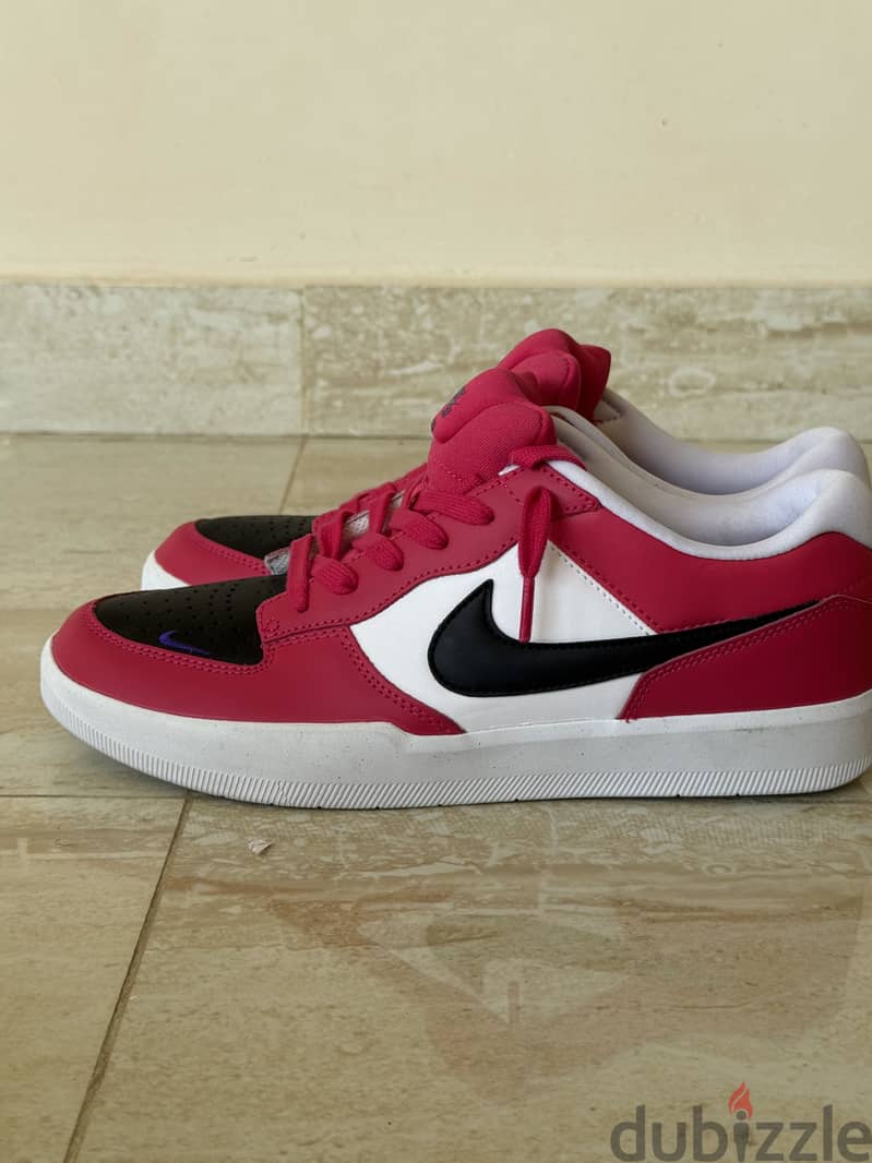 Original shoes 100% 10
