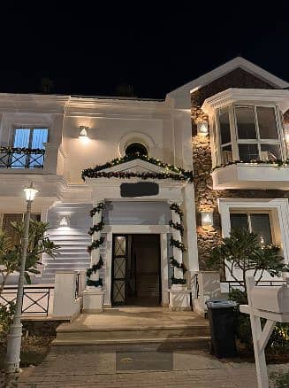 Distinctive villa for sale in an excellent location at | Mountain View Chill Out Park - 6 October