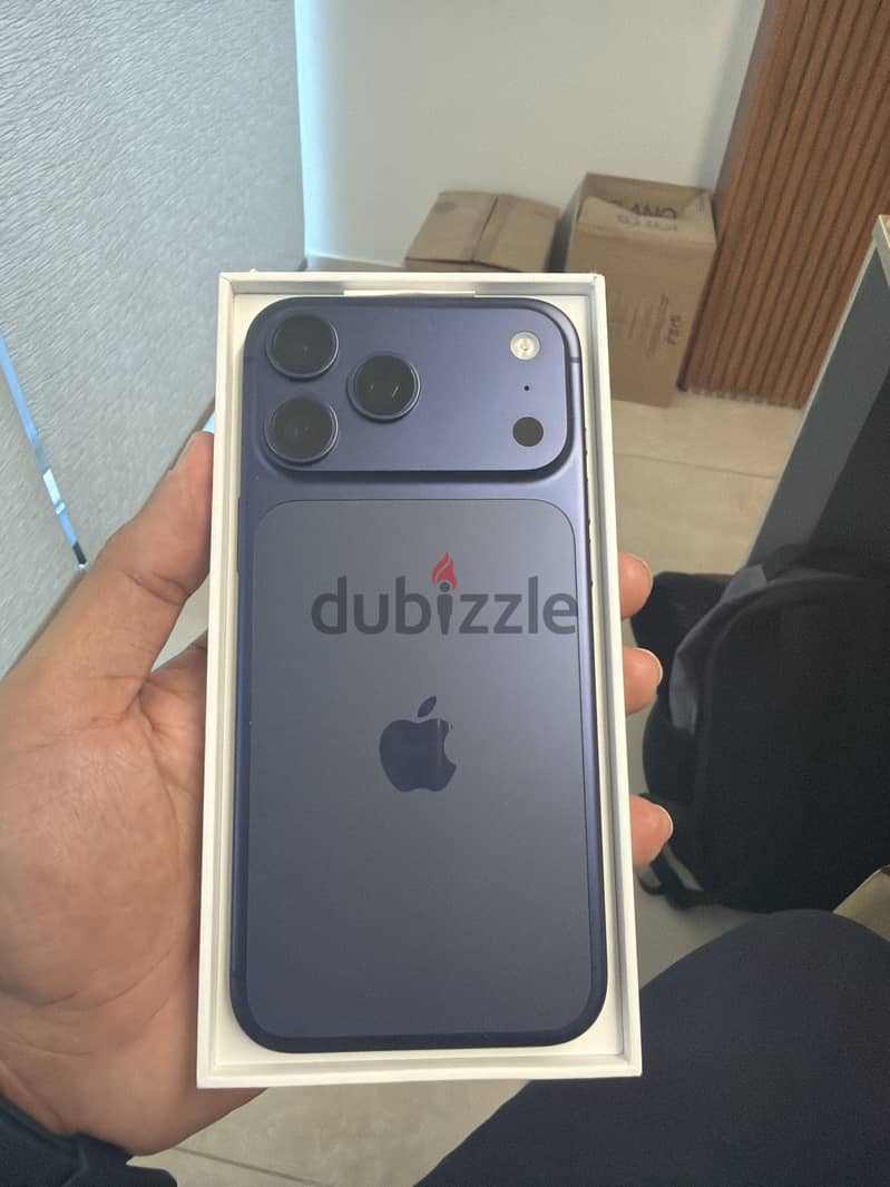 Apple - iPhone 17 Pro 1