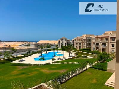 باقل سعرللبيع  شاليه 3 غرف تشطيب كامل بالفرش و الاجهزة Sea & Double Pool View في جايا الساحل الشمالي بتقسيمه مميزة جاهز للمعاينه و السكن