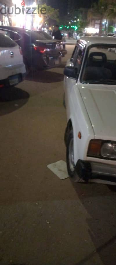 لادا 2105 1995