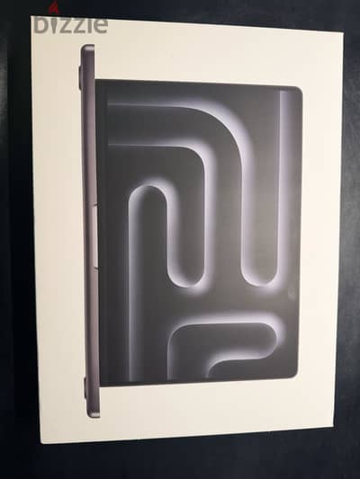 2025 M5 Macbook pro 14 inch 24 ram 512 gb 27 battery count