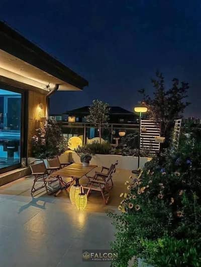 Penthouse for sale, 190 sq m - immediate occupancy - 4 bedrooms in Creek Town on the Suez Road, next to Taj City and Al Rehab