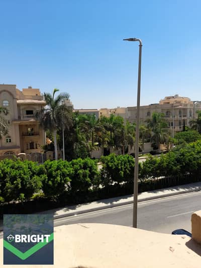 شقه للبيع 206 متر متشطبه النرجس ڤيلات التجمع الخامس