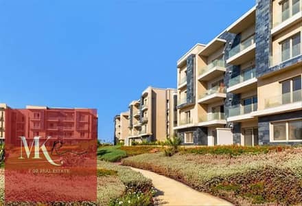 للبيع شقه ارضي بجاردن في كمبوند جاليريا مون فالي في قلب التجمع الخامس نيو كايرو استلام فوري Galleria Moon Valley Compound