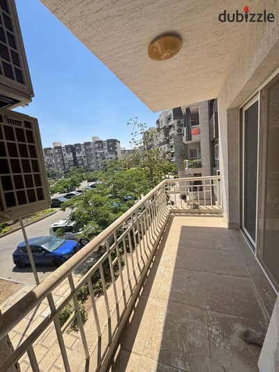 Apartment for sale in Madinaty 140m first upper floor pure allocation installments distinguished location B12