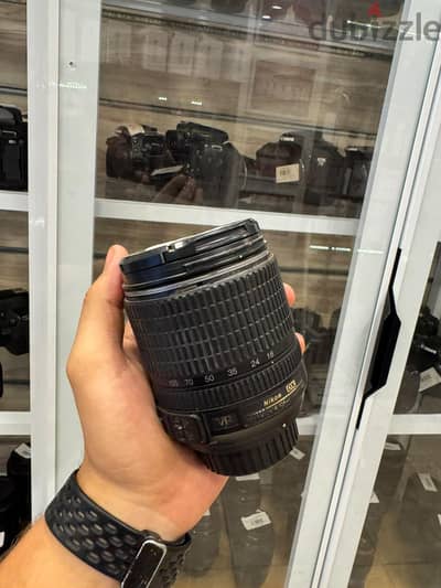 18 105  Nikon lens