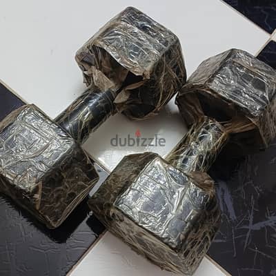 دامبلز بحاله ممتازه