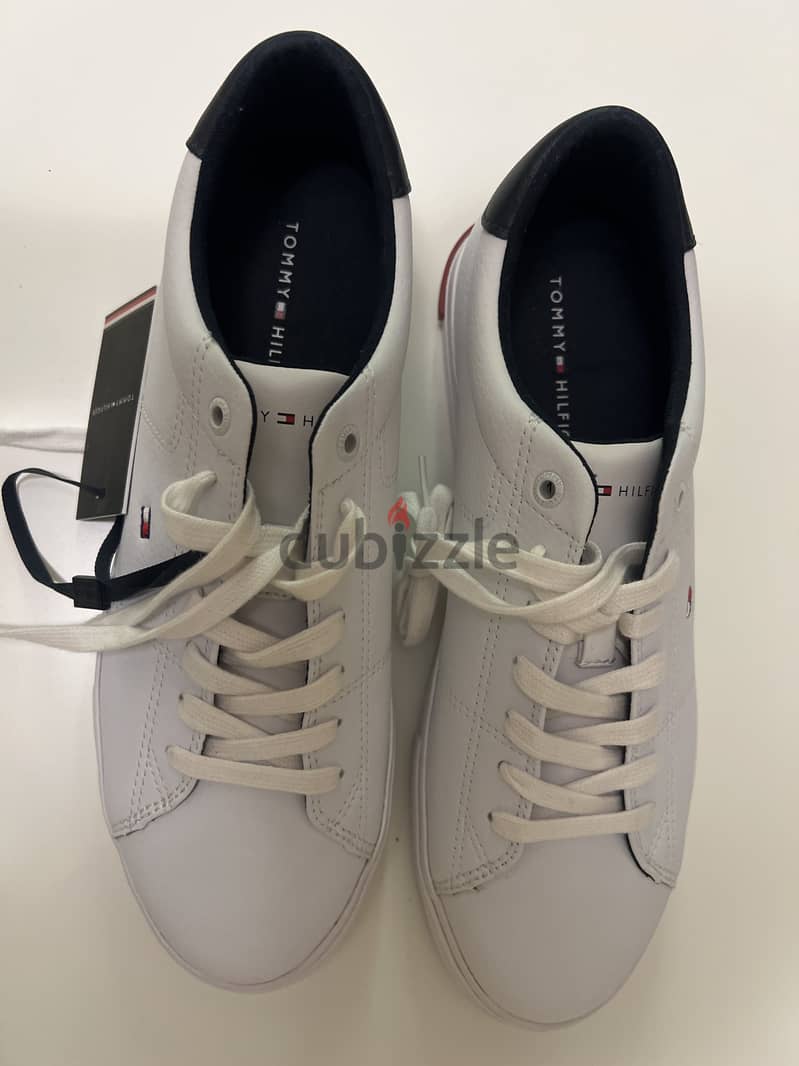 Tommy shoes 1