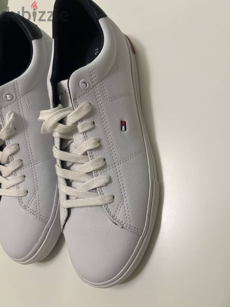 Tommy shoes 2