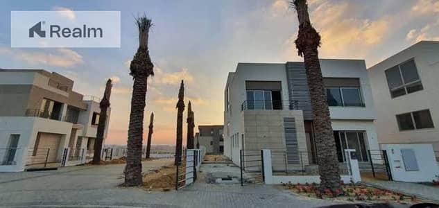 FINISHED FAMILY HOME WITH OPEN ROOF BY ONLY 5% DP | PALM HILLS