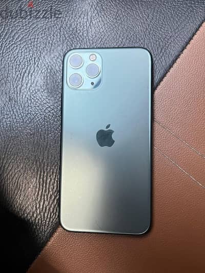 iphone 11 pro للبدل