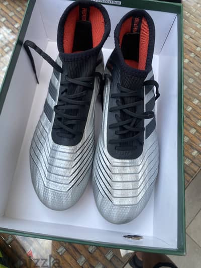 Predator 19.1 size 36 (no box)