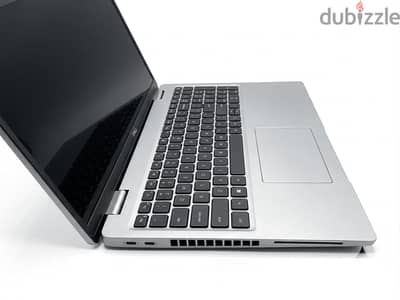 لاب توب DELL CORE i7 الجيل 11 ( التواصل واتساب)