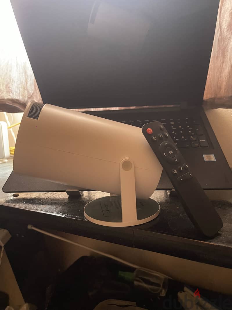 بروجيكتور HY300 1
