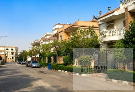 Lowest Price Twin House Super Lux Finished 360MFor Sale In Al Yasmine Compound District 14 Sheikh Zayed Facing Al Rabwa Giza