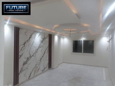 Apartment 165 m on the main 20th Street in the fourth gate of the Pyramids Gardens, October area