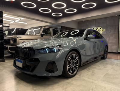 BMW 520 2026 M SPORT Cape green