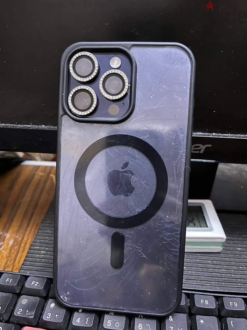 Apple - iPhone 15 Pro Max 8