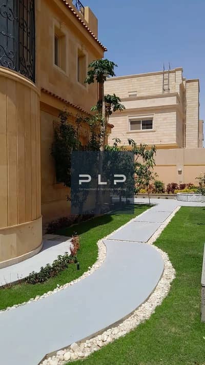 فيلا مستقله  متشطبه بالكامل استلام فوري  سعر لقطه لسرعه البيع في كمبوند مكسيم القاهره الجديده