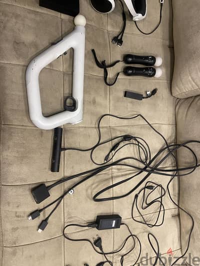 Playstation vr with vr gun and 2 joystick and ps5 connecter