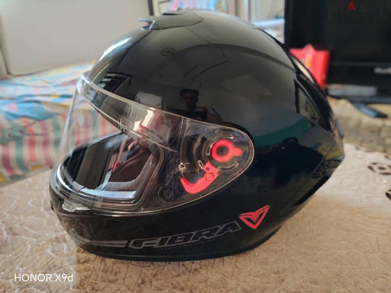 Nzi Helmet خوذه 1